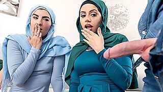 Hypnotic Freya Von Doom and Rose Darlings side fuck trailer