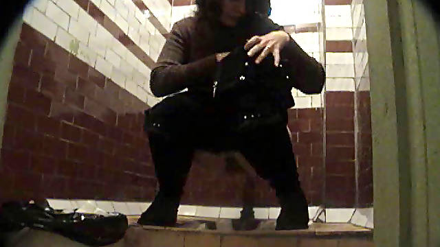 Hot babe is pissing on the spy camera
