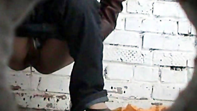 Hidden cam shows off how she is pissing