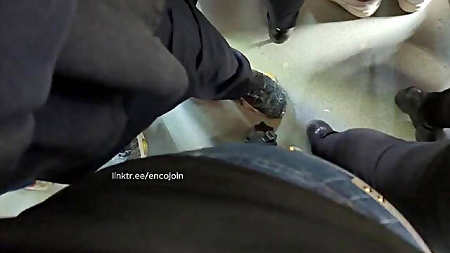 Encoxada dickflash grope public