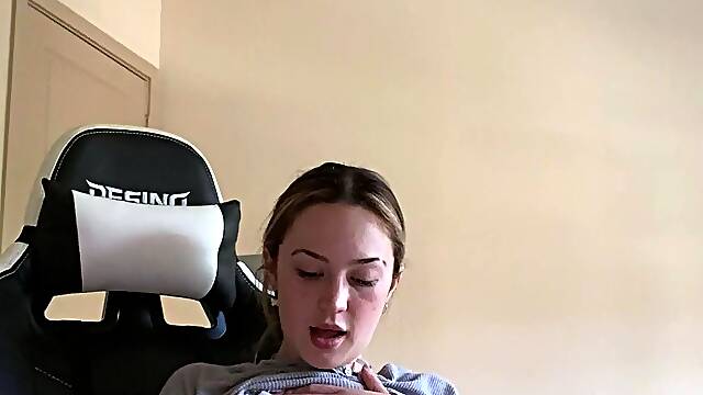 Sexy teen ebony solo toy masturbation
