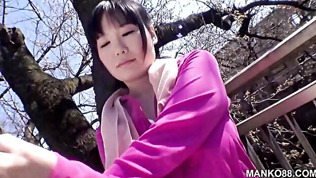 Romantic Shizuku at foursome sex