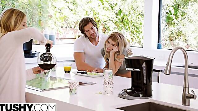 Striking Jean Val Jean and Karla Kush at ass to mouth trailer