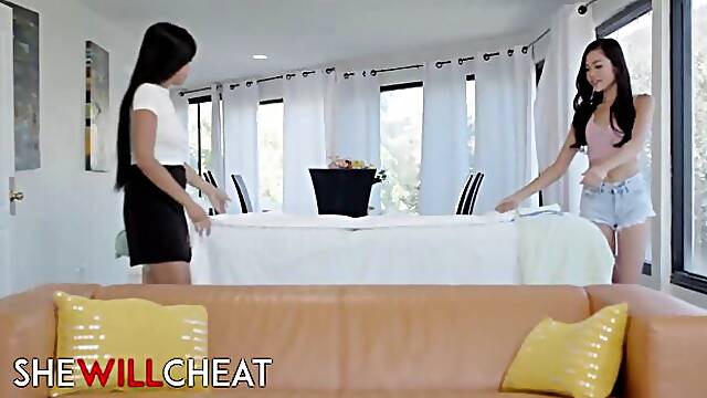 Heavenly Ember Snow and Vina Sky at kissing porn
