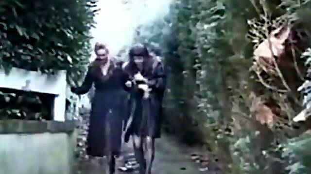 Mature lesbians fisting french style