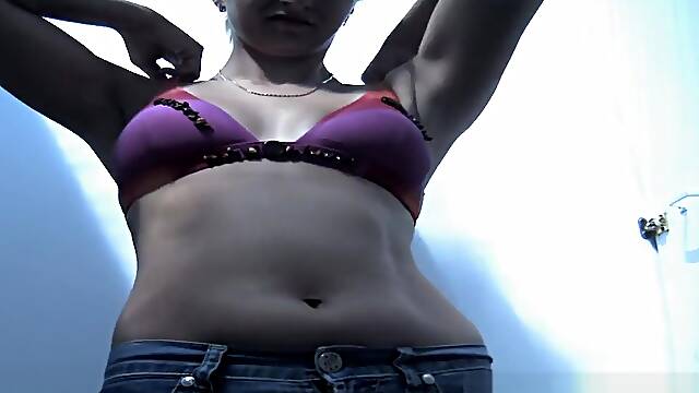 Watch Beach, Voyeur, Changing Room Video Uncut