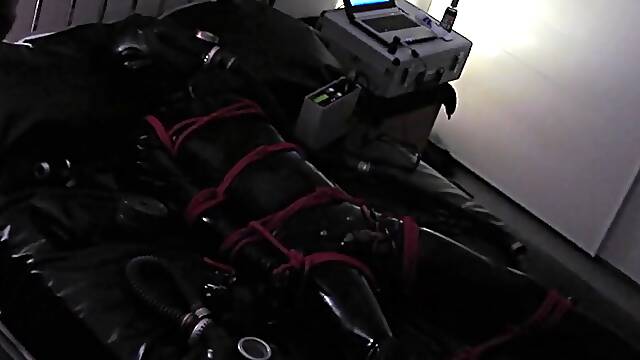 Fully rubberized, attached and imprisoned with PP and electro