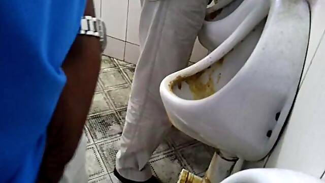 Chubold v4353 Urinal Hunter Volume Eight