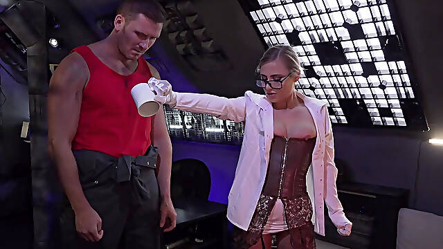 Spaceship sex with hot Lindsey Cruz in stockings