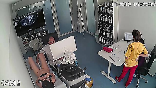 Asian Hidden-gynecologist 002