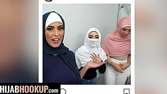 Hijab Hookup - Innocent Teen Violet Gems Loses Herself & Finds A Side Of Hers She Never Knew Existed
