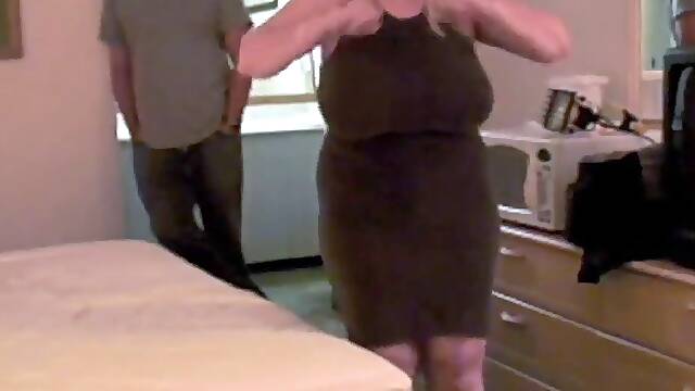 Cuckold Wife Cum Dump