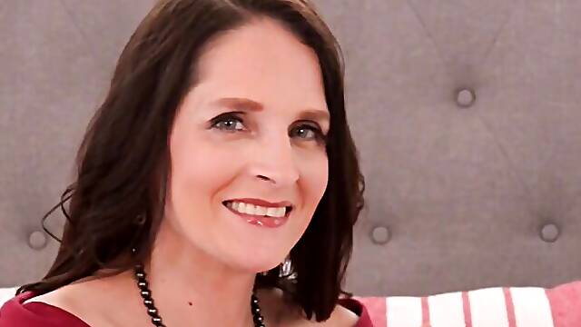 Christinas Hubby Doesnt Know Shes Here - Christina Sapphire