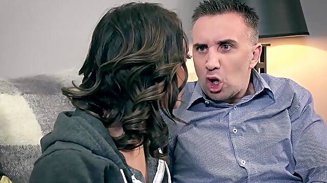 Brazzers - Cuties Like It Big - Anal Quickie With cutie Jan
