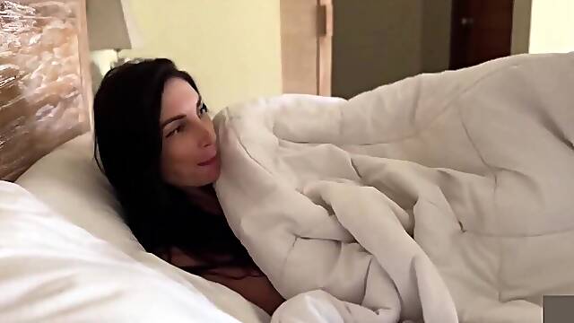 Busty stepmom doesnt mind fucking with a horny stepson in the morning