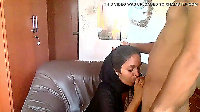 Hijab lady works at my home office sucks well