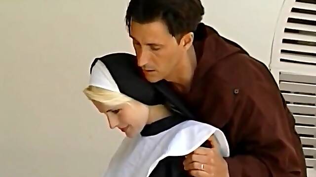 Sinful nun Sandra