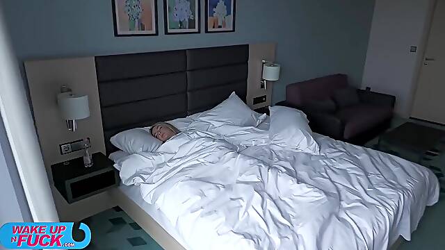 Wunf 372 - Kat Squirt And Wake Up N Fuck