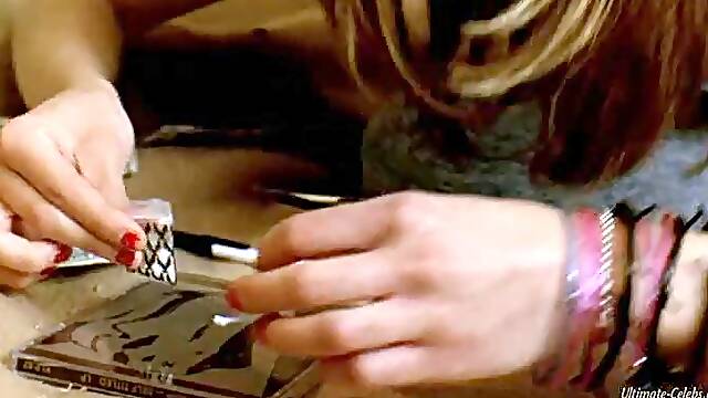 Brittany Murphy,Chloe Hunter,Unknown in Spun (Unrated Version) (2002)