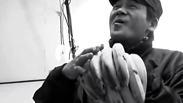 1 - Japanese Milf Banana Accident - LinkFull In My Frofile
