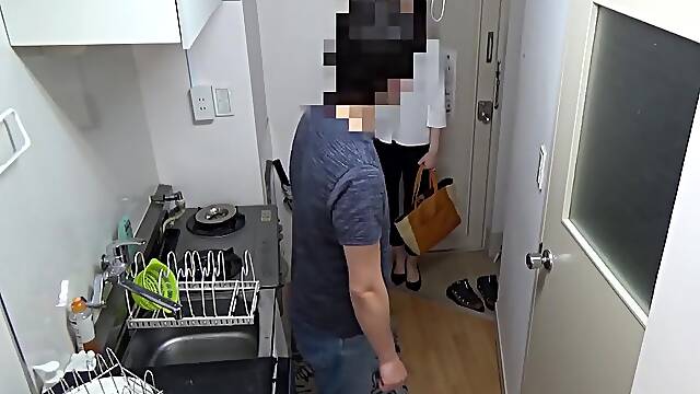 Jjdd-004 An Aunt Housekeeper Who Cant Say No To Creamp