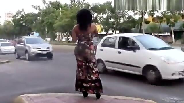 Gali Diva Car porno....WOOOOW...