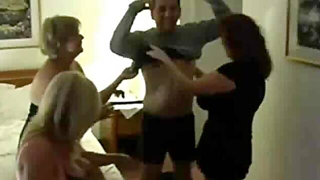 Desperate MILFs getting together to fuck skinny dude