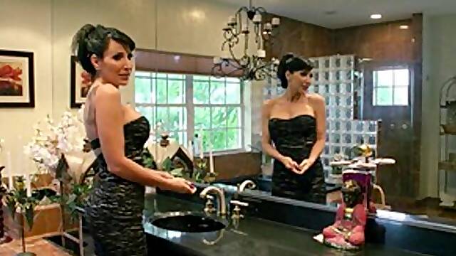 RealWifeStories.com: Fantasy sucking dick with Lezley Zen