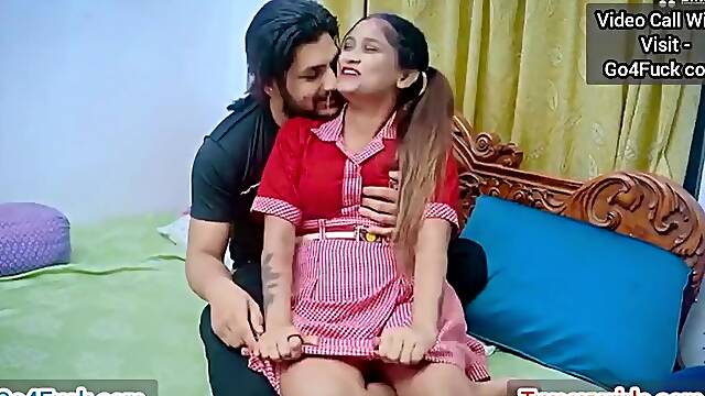 Indian School Girlfriend And Boyfriend Bunk Romantic Intercourse In HotelRoom - Sucking cock
