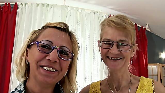Blonde grannies Milli and Beata finger and toy each other's shaved vags