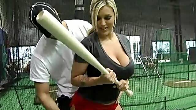 Big Breasted Sporty Babe Memphis Monroe Handling the Bat Like a Pro