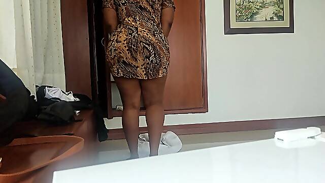 RECORDING IN HOTEL WITH HIDDEN CAMERA TO THE MAID