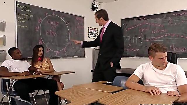 Teacher Makes Student See Girlfriend Suck & Bang Ebony Bull