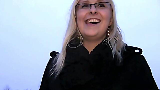 PublicAgent Surprised golden-haired in glasses screwing a stranger outside