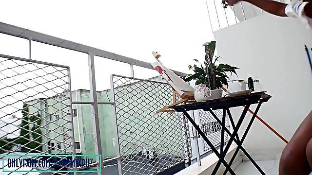 Morning 6:00am Masturbation in my Balcony the Newspaper Male Spy me