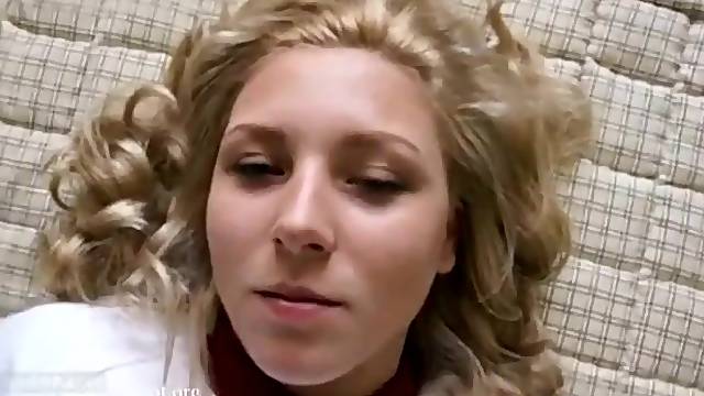 Russian gals makes softcore cosplay movies