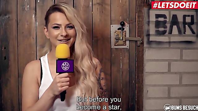 BUMSBESUCH - Skinny Chick Sina Longleg Takes It Unfathomable From Pro Porn Star - LETSDOEIT