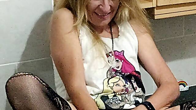 Beenies Exhibitionist masturbation and cum guzzle for a peeping Tom, voyeur, jamming bottle into bum hole