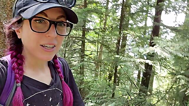 4 pisses on Four Trees