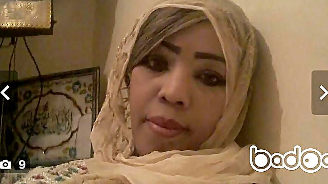 Horny Arab Girl