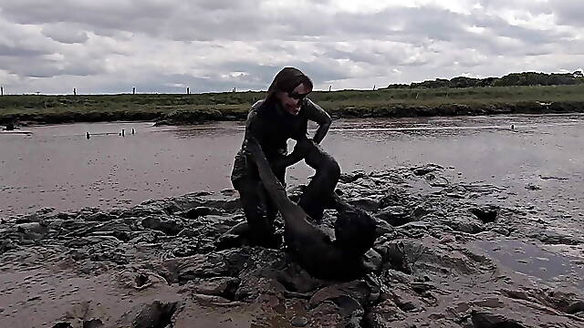 Mud Wrestling--Who Wins, Women or Man!