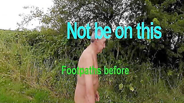 Pee Outdoor