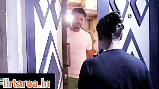 Dost ki girlfriend ko ghar bula ke chod daala massage bol kr