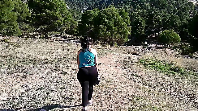 (Risky mountain) Public Blowjob and Sex with Stranger 