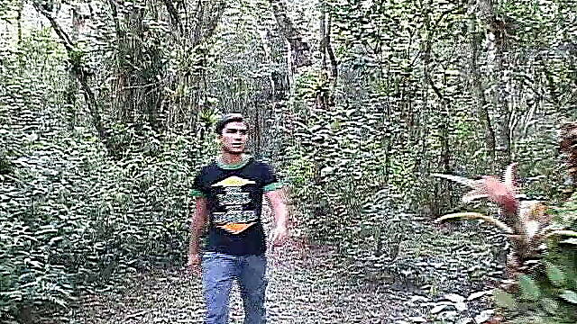 Went to the forest for a picnic and found a nice ass to fuck