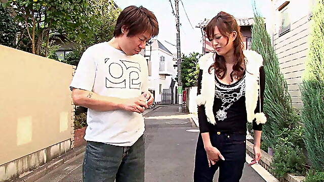 Japanese Wife in GangBang with her cuckold husband friends. One hour of Japanese Amateur Sex