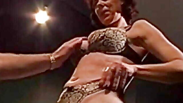 Swinge Rwife Demands Anal DP Threesome