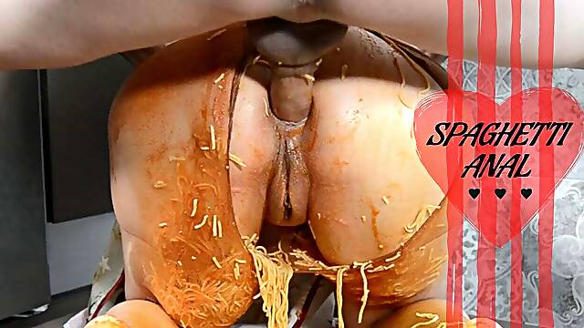 Husband fucks my ASS before lunch!