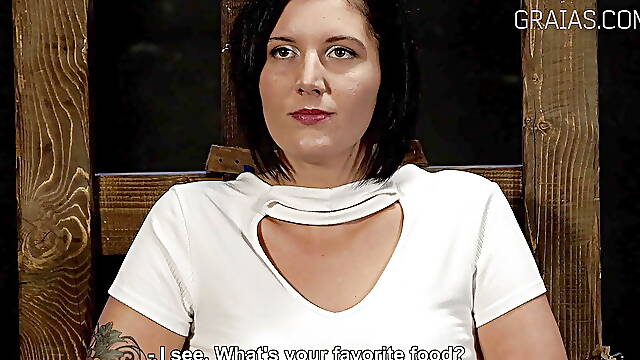 Roxys Casting: A Taste of Pain