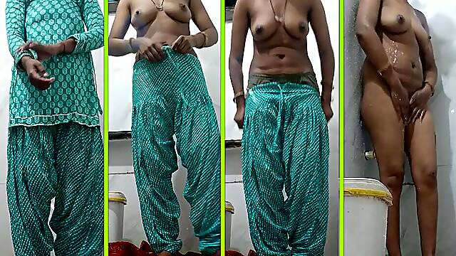 Sexy young college girl in bathroom. Chut ki pyash ungi se bujhati Hui